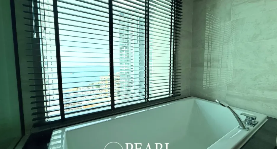 For sale 2 bedrooms condo in Bang Lamung, Chonburi