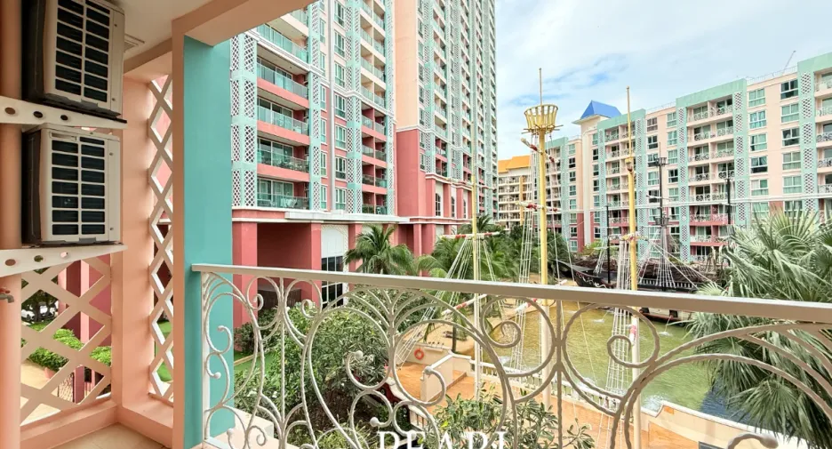For sale 1 bed condo in Bang Lamung, Chonburi