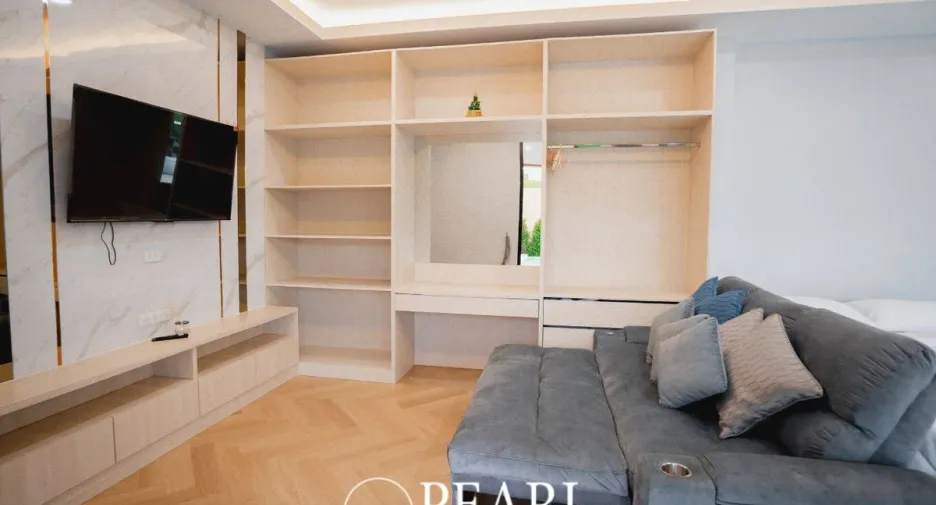 Haus zum Kauf mit 5 Zimmer in Sattahip, Chonburi
