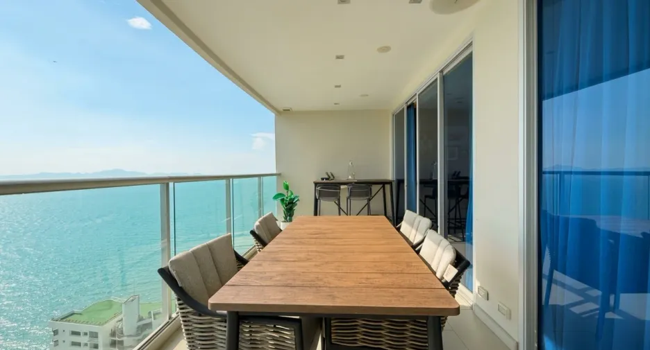 For sale 3 bedrooms condo in Bang Lamung, Chonburi