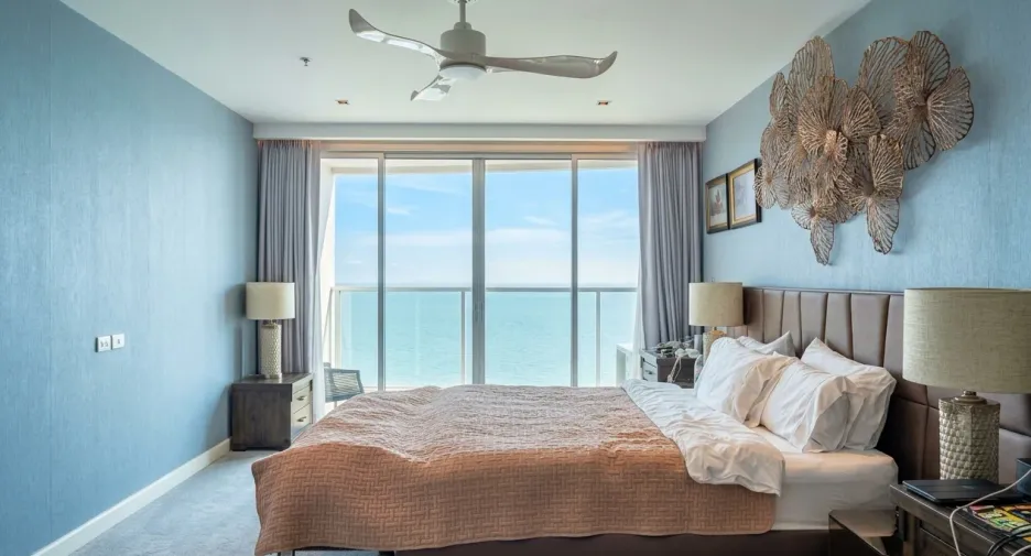 For sale 3 bedrooms condo in Bang Lamung, Chonburi