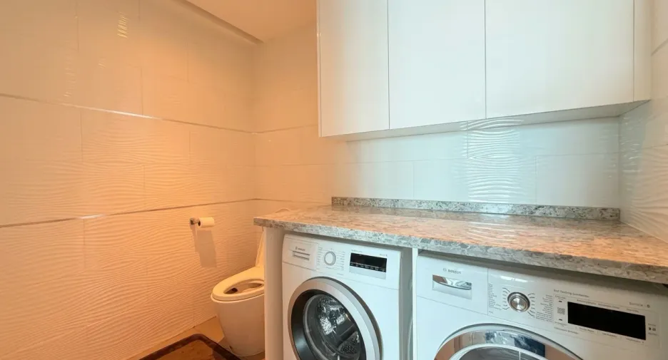 For sale 3 bedrooms condo in Bang Lamung, Chonburi