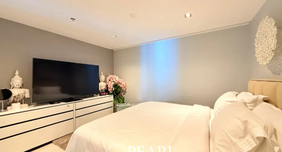 For sale 3 bedrooms condo in Bang Lamung, Chonburi