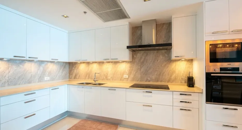 For sale 3 bedrooms condo in Bang Lamung, Chonburi