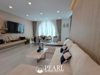 Haus zum Kauf mit 5 Zimmer in Bang Lamung, Chonburi