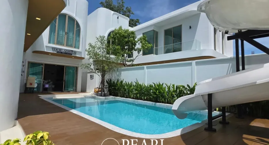 Haus zum Kauf mit 5 Zimmer in Bang Lamung, Chonburi