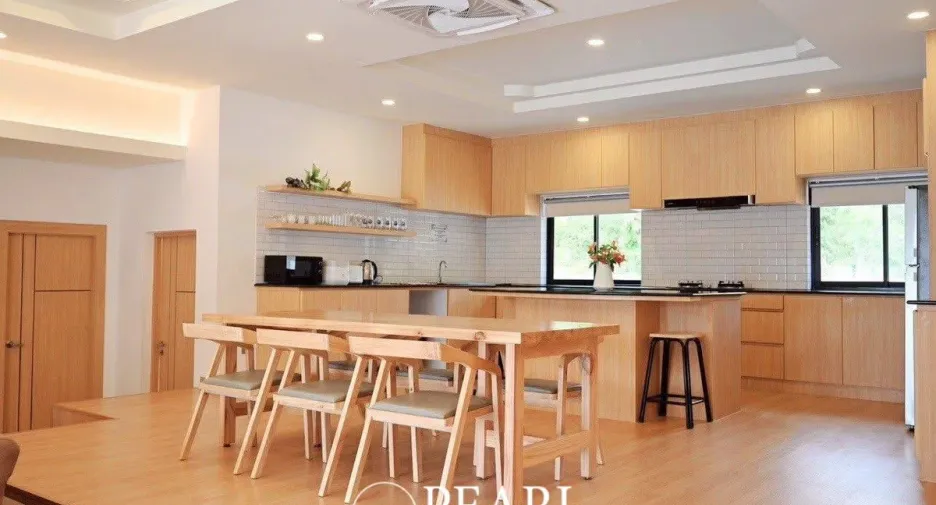 Haus zum Kauf mit 4 Zimmer in Bang Lamung, Chonburi