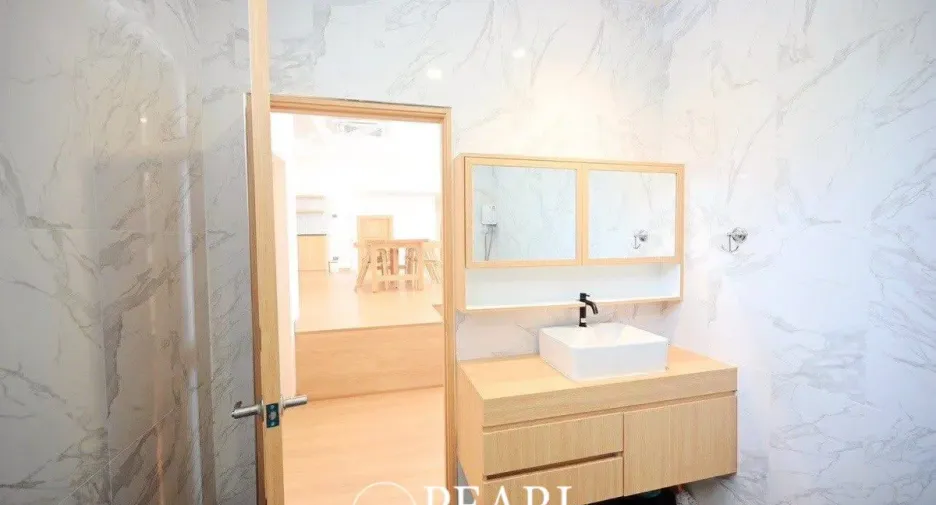 Haus zum Kauf mit 4 Zimmer in Bang Lamung, Chonburi