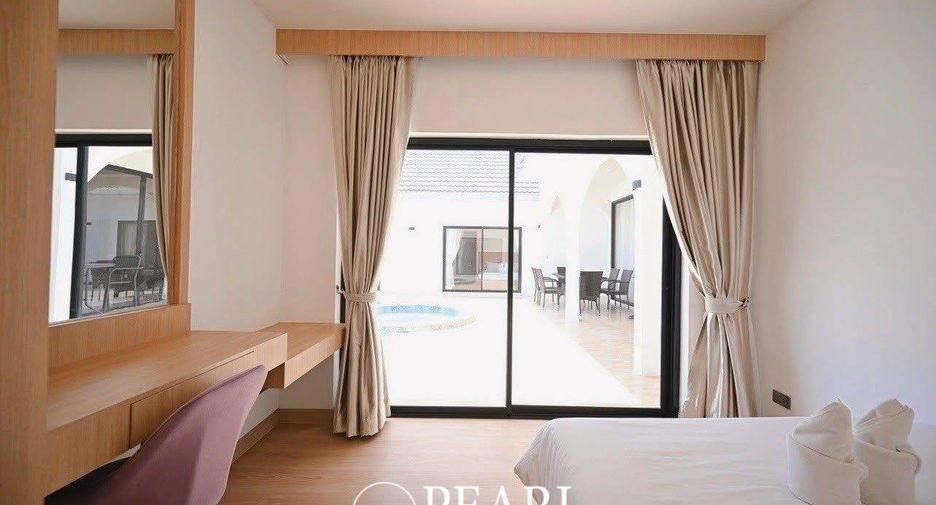 Haus zum Kauf mit 4 Zimmer in Bang Lamung, Chonburi