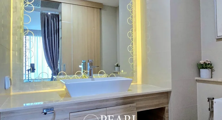 For sale 1 bed condo in Bang Lamung, Chonburi