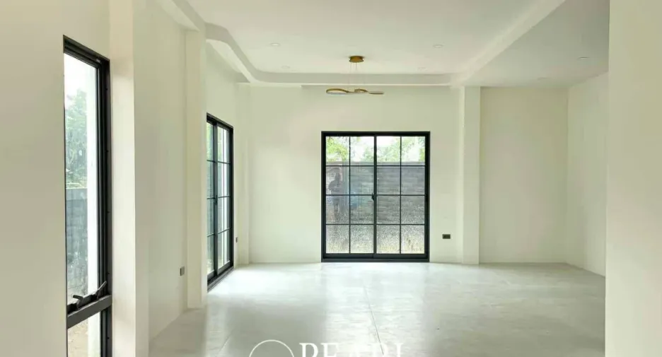 Haus zum Kauf mit 3 Zimmer in Bang Lamung, Chonburi