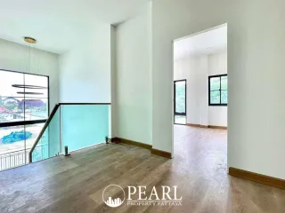 Casa en venta de 3 habitaciones en Bang Lamung, Chonburi