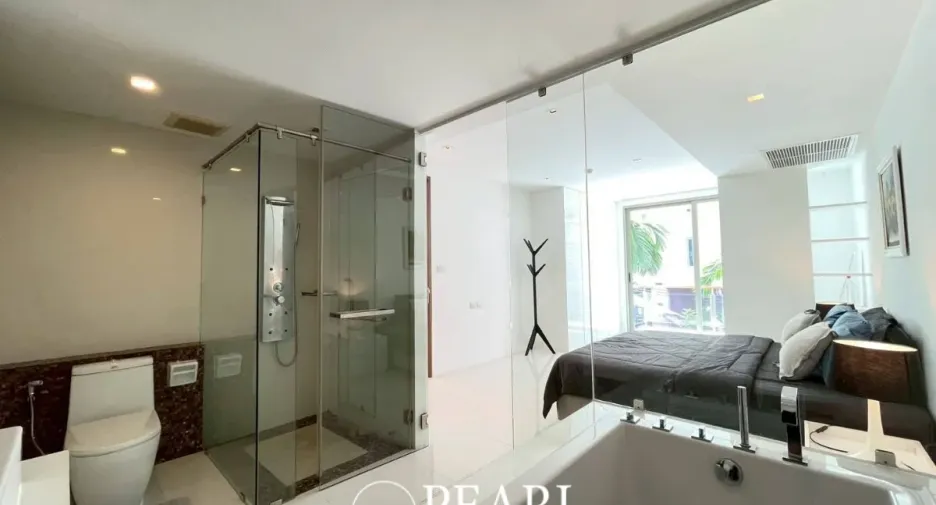 For sale 3 bedrooms condo in Bang Lamung, Chonburi