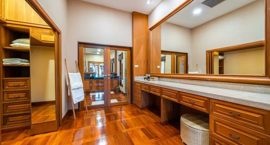 For sale 3 bedrooms house in Na Jomtien, Pattaya