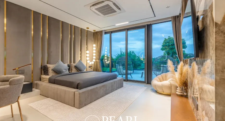 For sale 7 bedrooms house in Sattahip, Chonburi