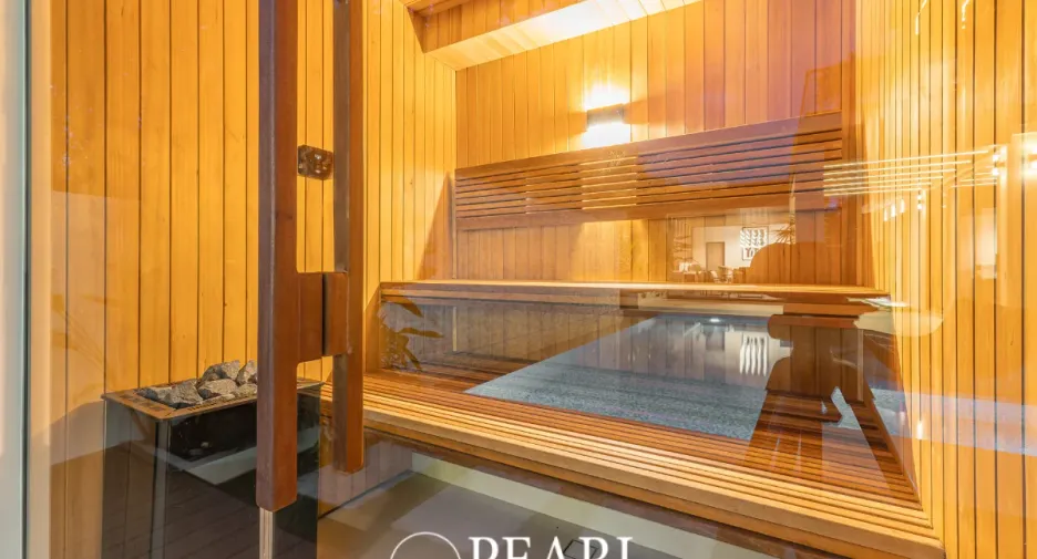 For sale 7 bedrooms house in Sattahip, Chonburi