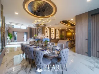 Haus zum Kauf mit 6 Zimmer in Bang Lamung, Chonburi