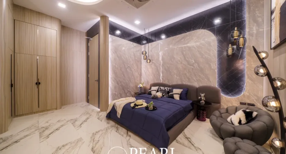 Casa en venta de 6 habitaciones en Bang Lamung, Chonburi