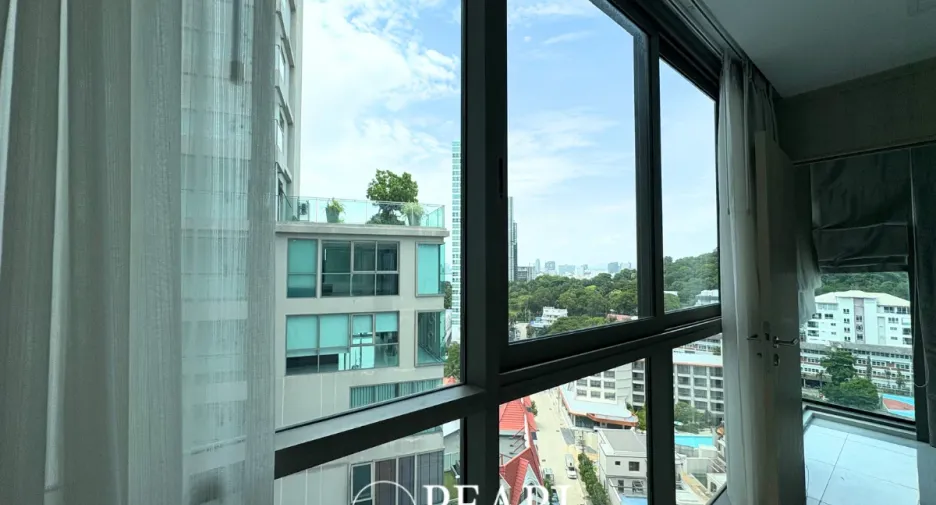 For sale 1 bed condo in Bang Lamung, Chonburi