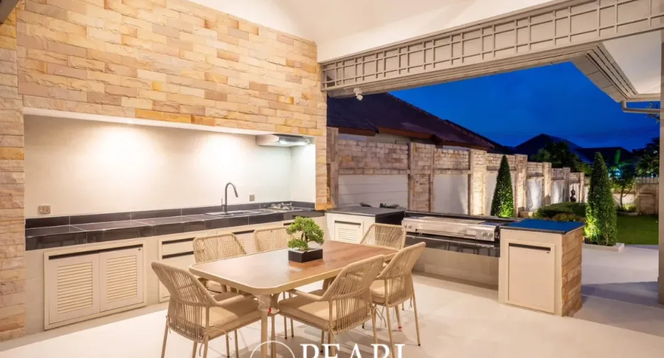 For sale 4 bedrooms house in Bang Lamung, Chonburi