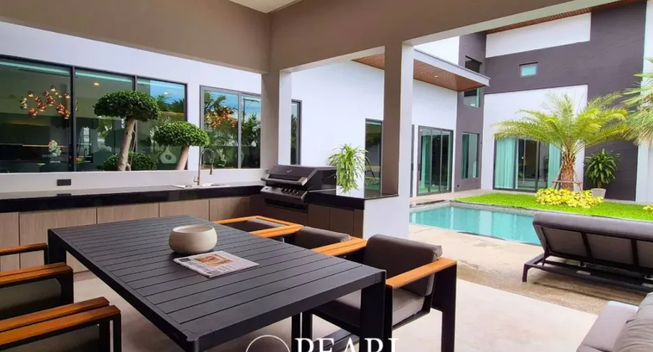 For sale 6 bedrooms house in Bang Lamung, Chonburi