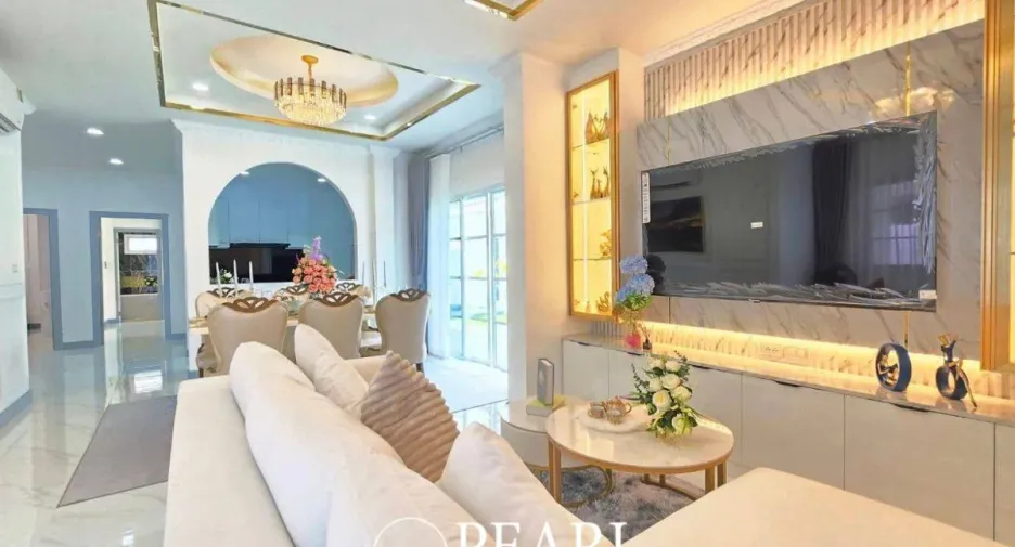 For sale 4 ベッドルーム house in Bang Lamung, Chonburi