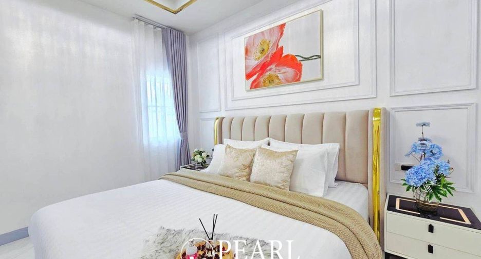 For sale 4 ベッドルーム house in Bang Lamung, Chonburi