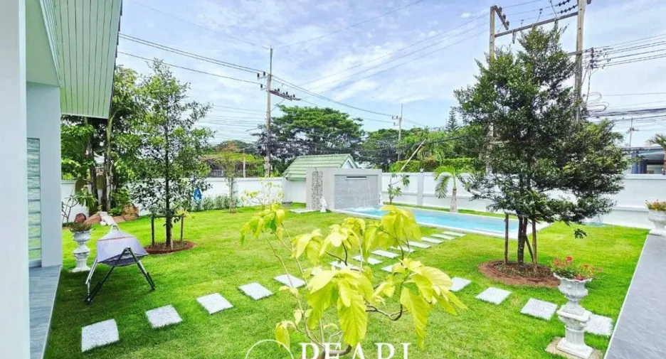 For sale 4 ベッドルーム house in Bang Lamung, Chonburi