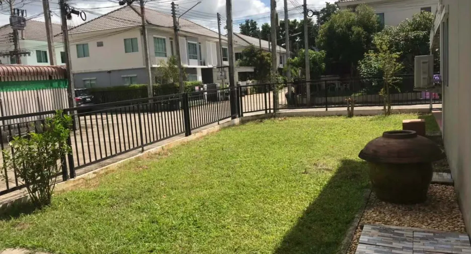 For sale and for rent 3 bedrooms townhouse in Thalang, Phuket