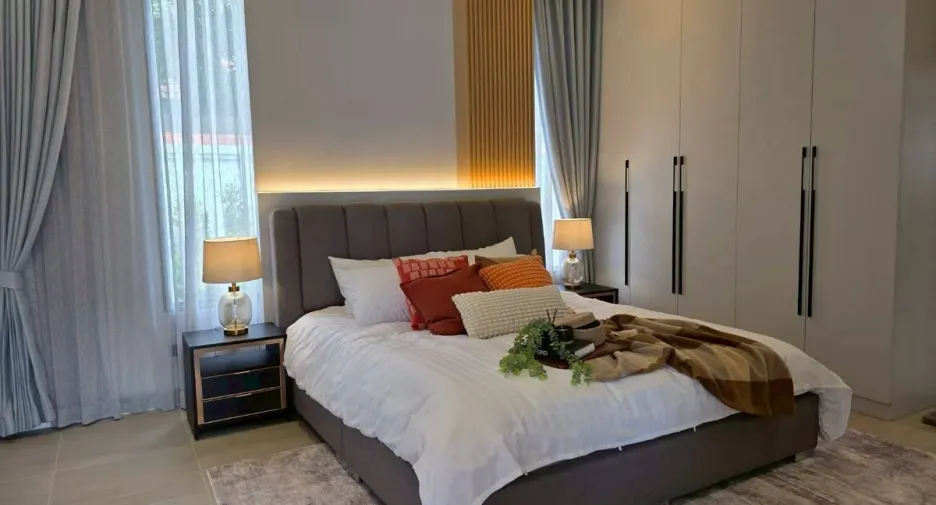 Haus zum Kauf mit 5 Zimmer in Bang Lamung, Chonburi