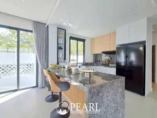 Haus zum Kauf mit 5 Zimmer in Bang Lamung, Chonburi