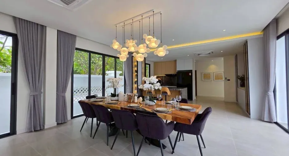 Haus zum Kauf mit 5 Zimmer in Bang Lamung, Chonburi