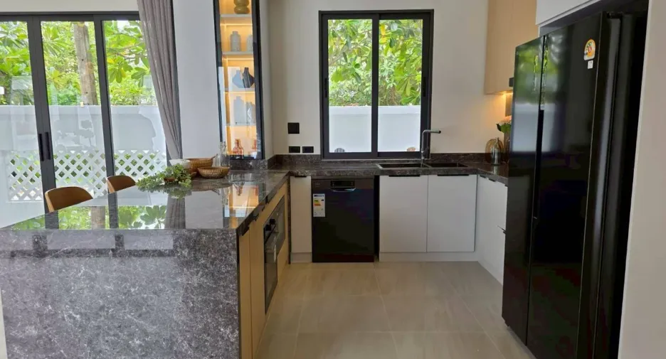 Haus zum Kauf mit 5 Zimmer in Bang Lamung, Chonburi