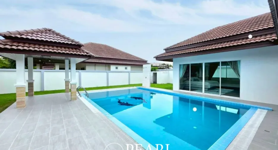 Haus zum Kauf mit 3 Zimmer in Bang Lamung, Chonburi