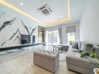出售 5 卧室 独立屋 在 Bang Lamung, Chon Buri