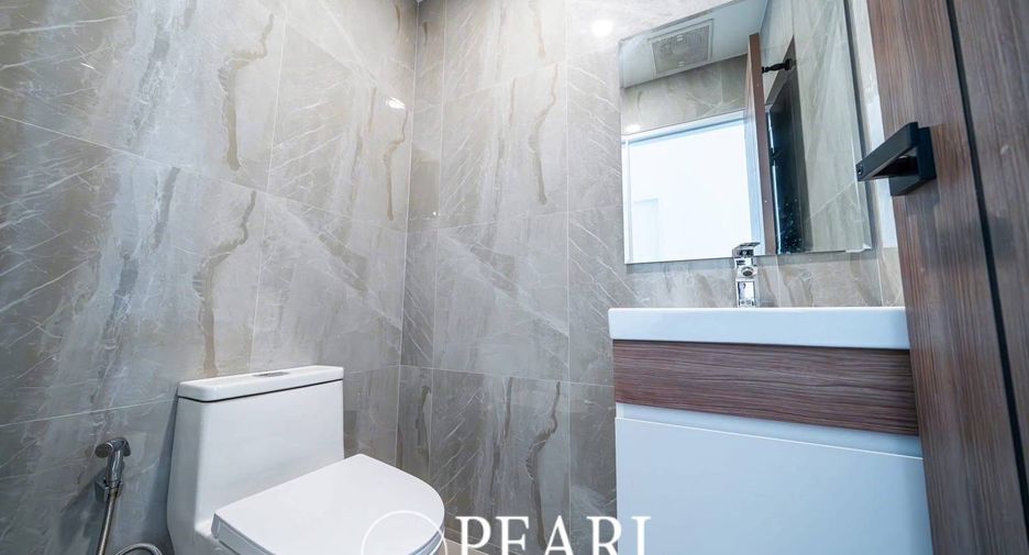 For sale 5 bedrooms house in Bang Lamung, Chonburi