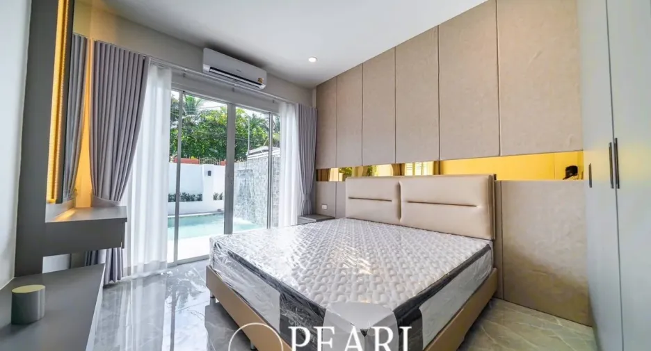 For sale 5 bedrooms house in Bang Lamung, Chonburi