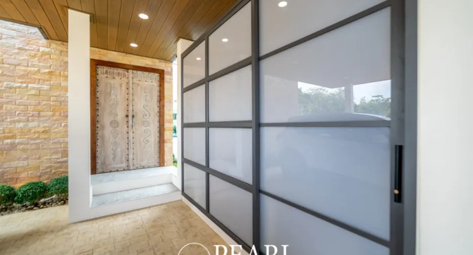 For sale 4 bedrooms house in Bang Lamung, Chonburi