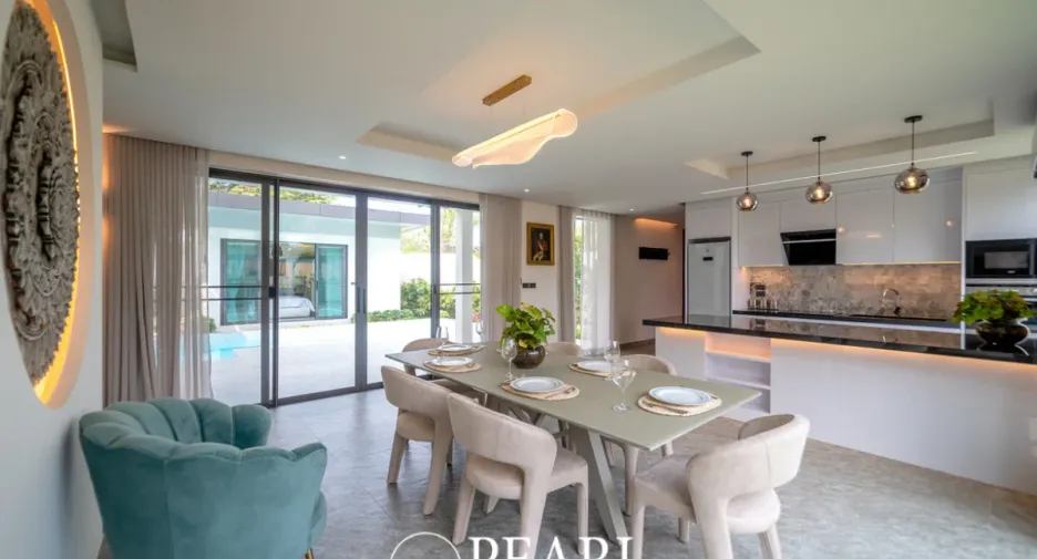 For sale 4 bedrooms house in Bang Lamung, Chonburi