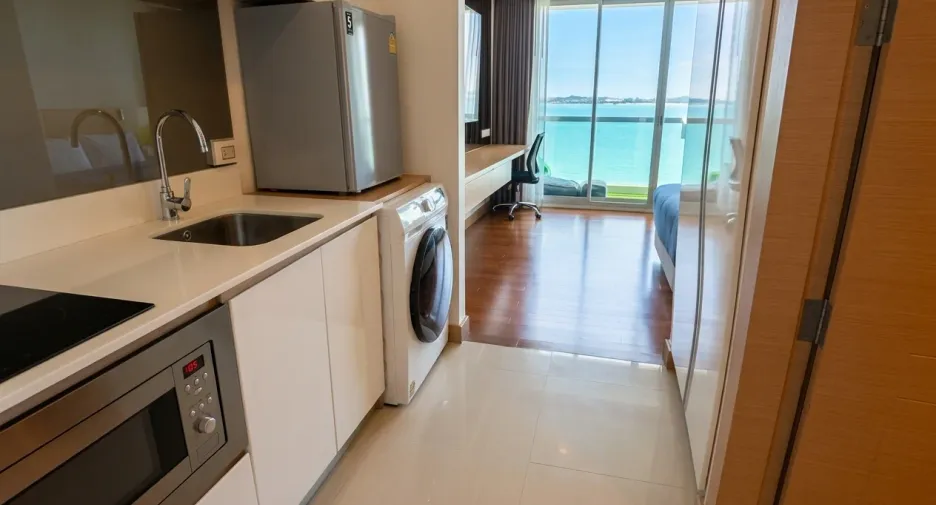 For sale 1 bed condo in Bang Lamung, Chonburi