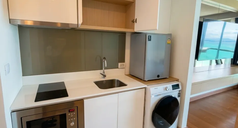 For sale 1 bed condo in Bang Lamung, Chonburi