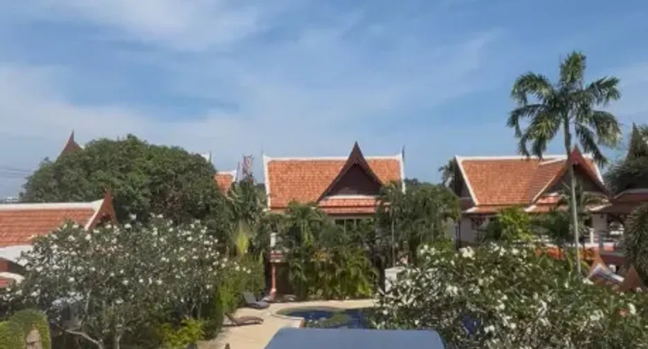 For rent 3 bedrooms villa in Mueang Phuket, Phuket