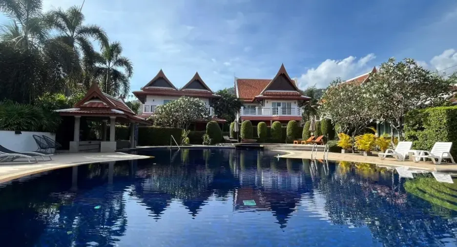 For rent 3 bedrooms villa in Mueang Phuket, Phuket