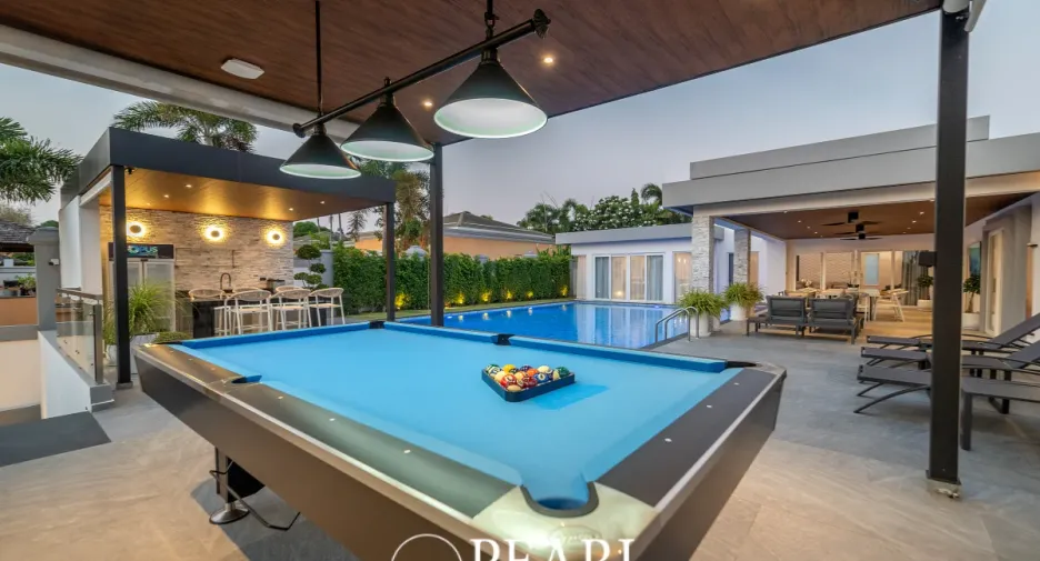 For sale 6 bedrooms house in Bang Lamung, Chonburi