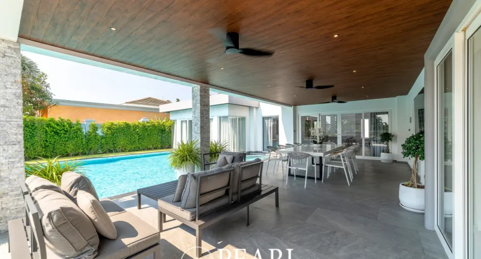 For sale 6 bedrooms house in Bang Lamung, Chonburi