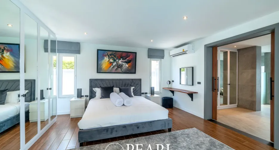 For sale 6 bedrooms house in Bang Lamung, Chonburi