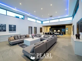 For sale 6 bedrooms house in Bang Lamung, Chonburi
