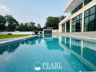 For sale 4 bedrooms house in Bang Lamung, Chonburi