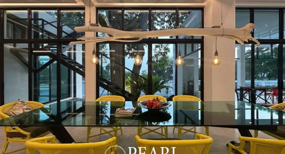 Casa en venta de 4 habitaciones en Bang Lamung, Chonburi