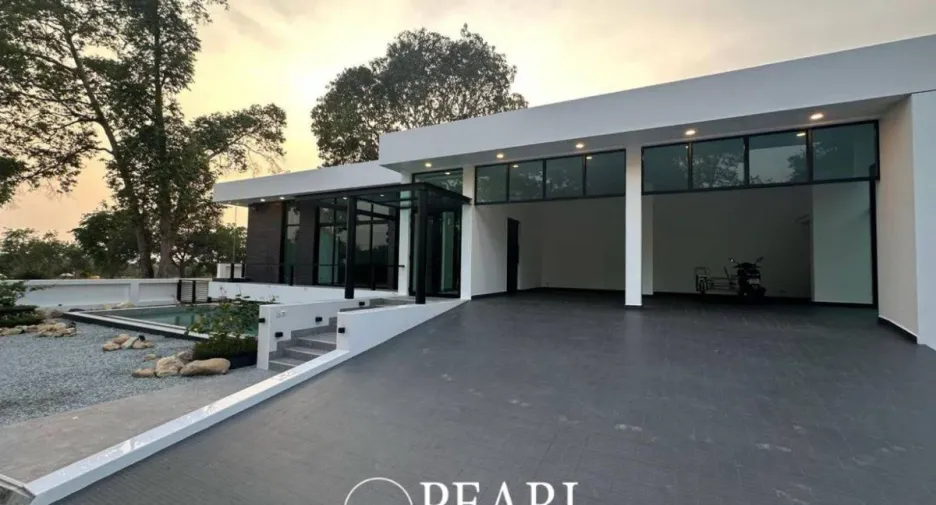 Casa en venta de 4 habitaciones en Bang Lamung, Chonburi